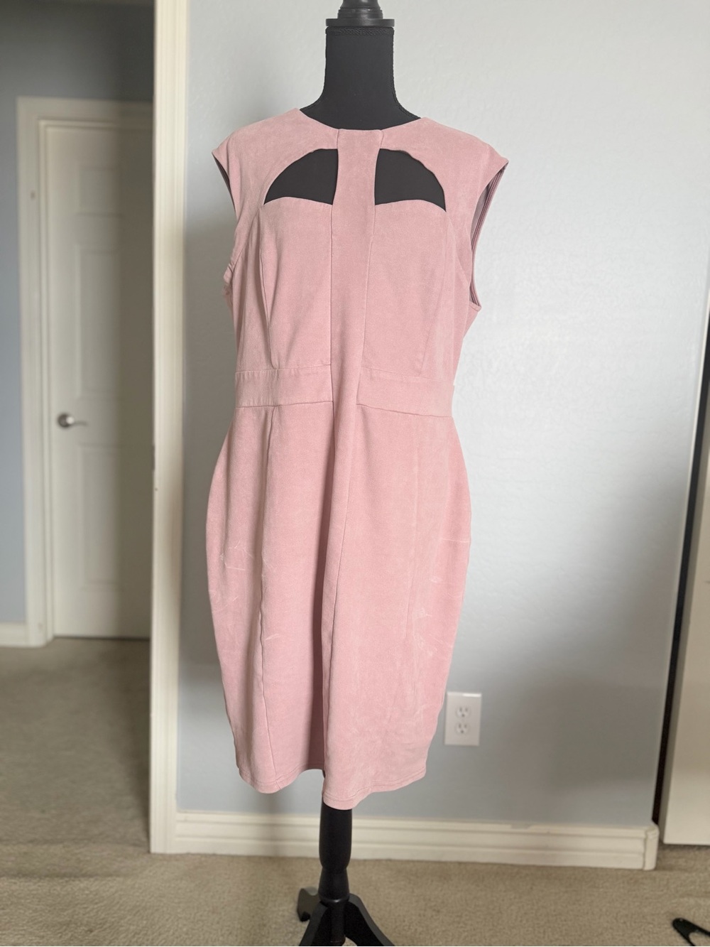 Fashion to Figure Dusty Pink Cap-Sleeve Sheath Dress with Cutouts